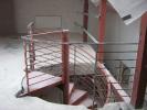 Výroba a montáž točitého a rovného schodiště v Praze v Pařížské ulici [neues Fenster]